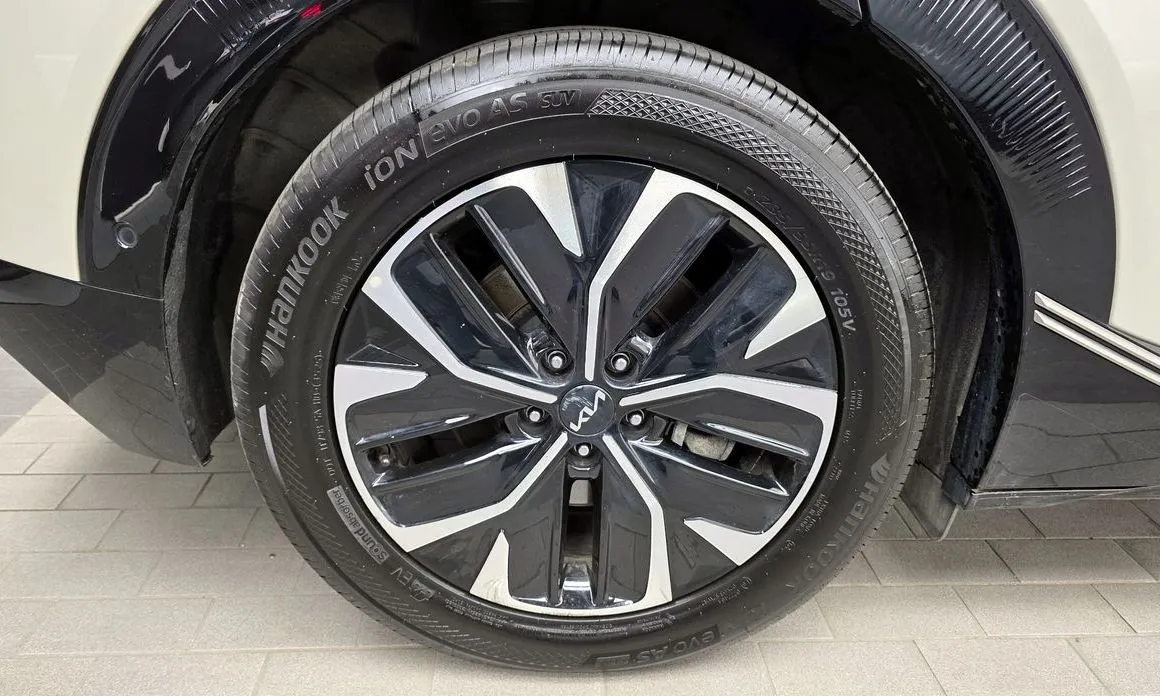 Kia EV6 2023 из KR, фото 10