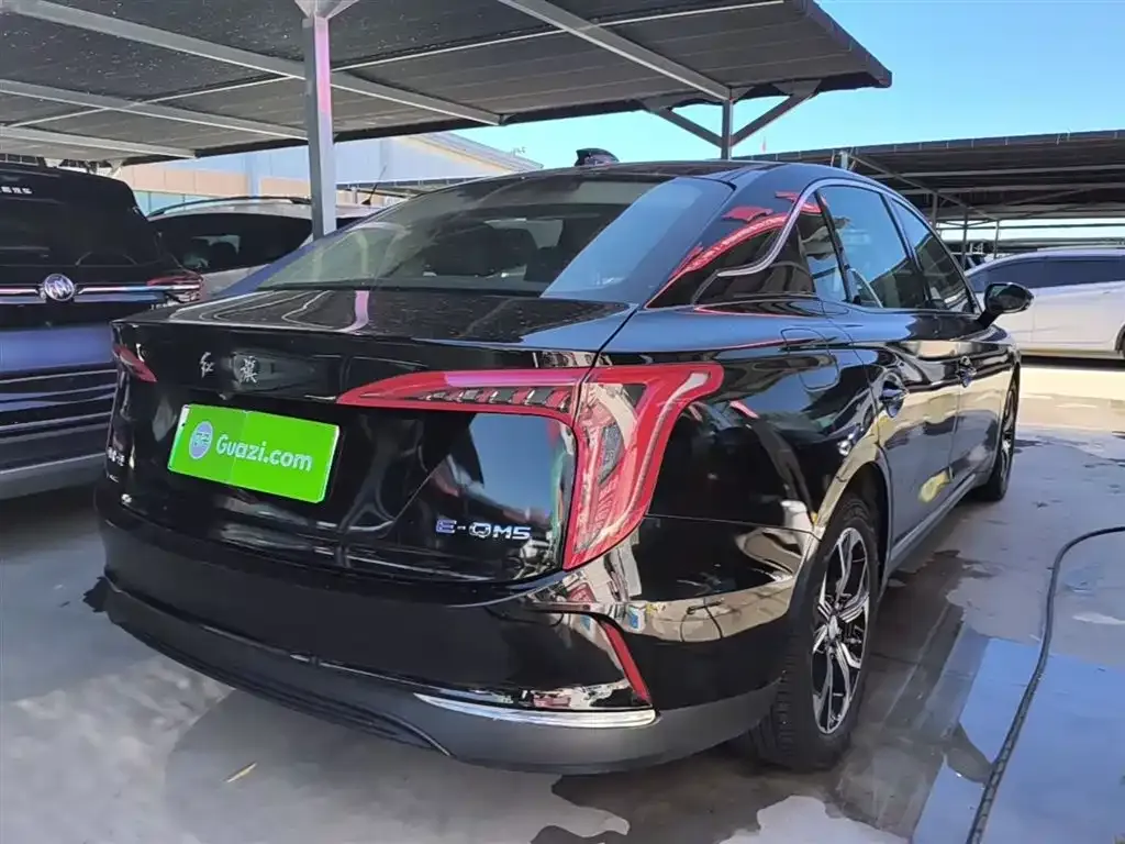 Hongqi E-QM5 2023 из CN, фото 7