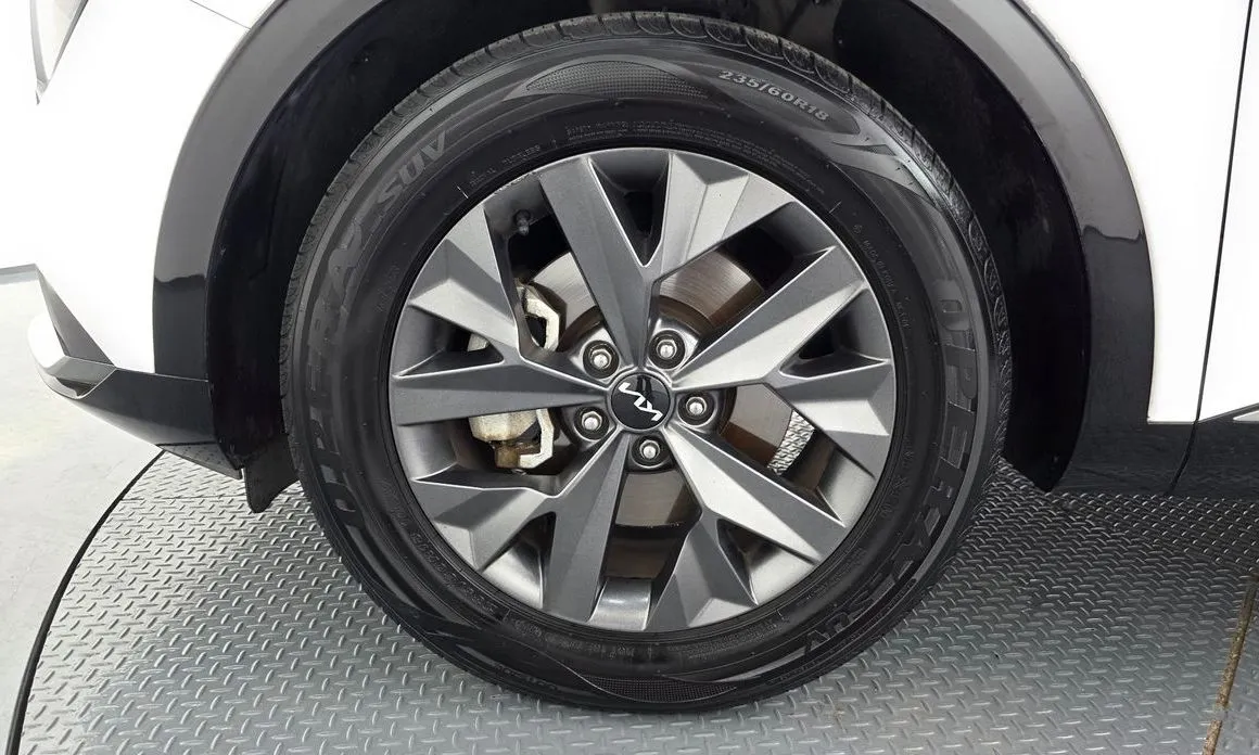 Kia Sportage — фото 10
