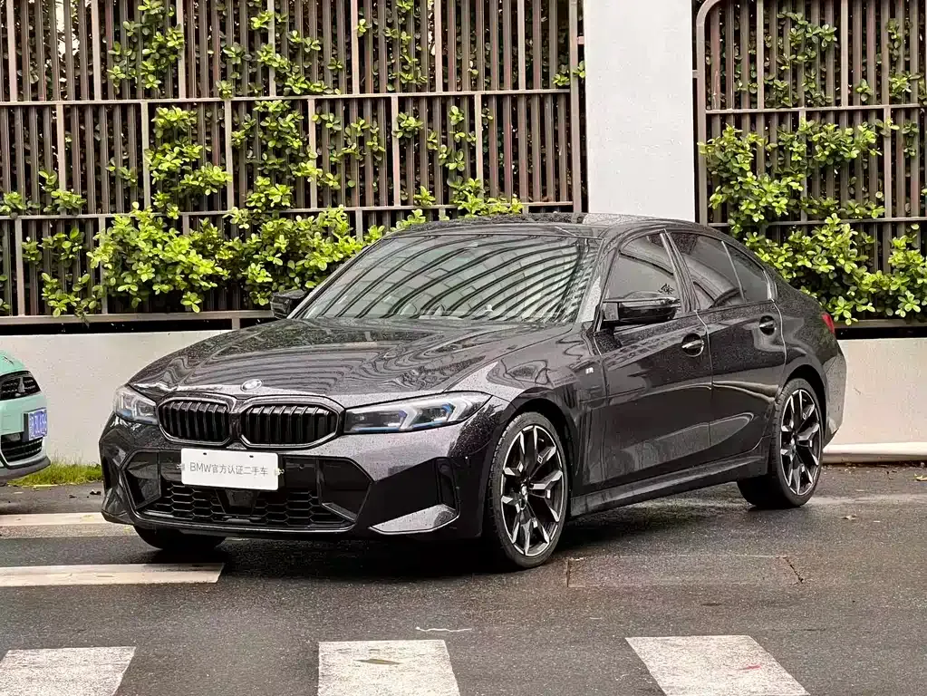 BMW 3 Series — фото 1