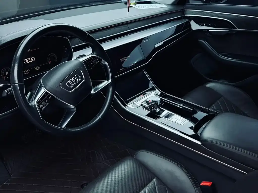 Audi A8 — фото 6