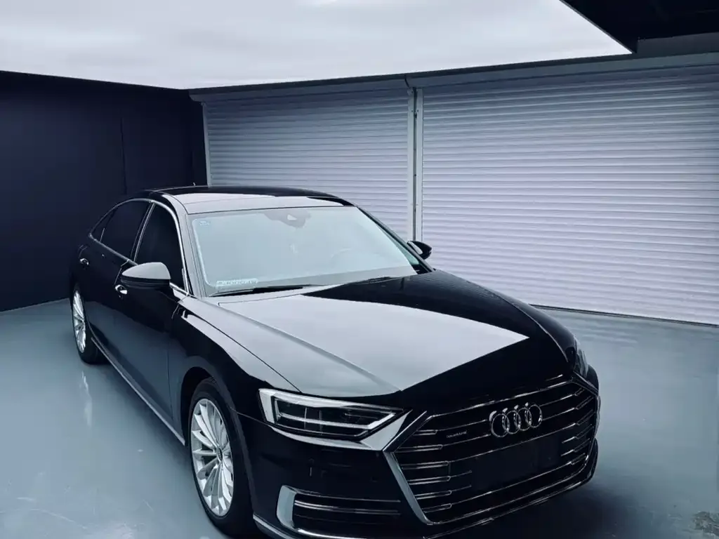 Audi A8 — фото 3