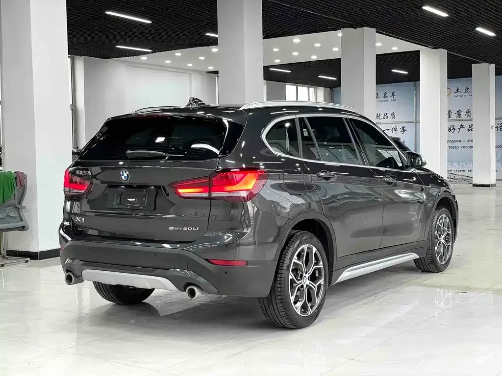 BMW X1 — фото 4