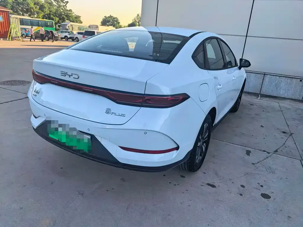 BYD Qin PLUS — фото 8