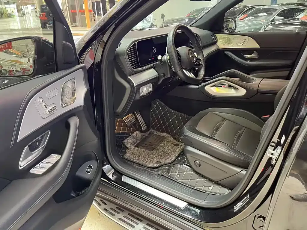 Mercedes-Benz GLE AMG — фото 6