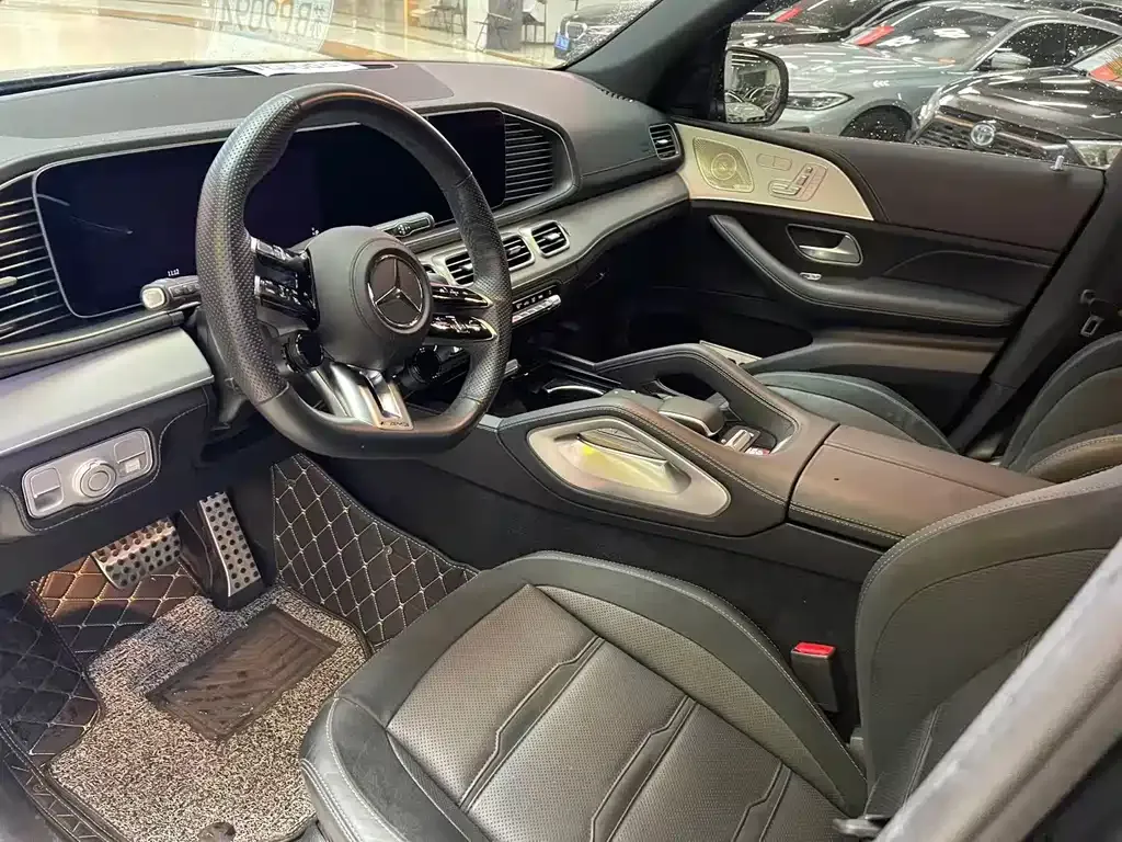 Mercedes-Benz GLE AMG — фото 5