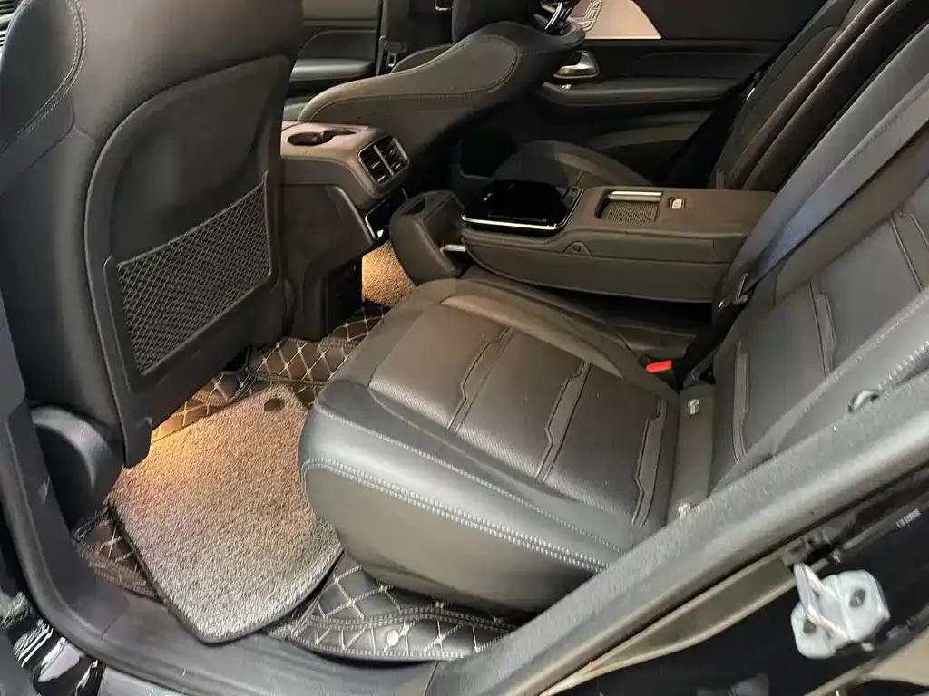Mercedes-Benz GLE AMG — фото 9