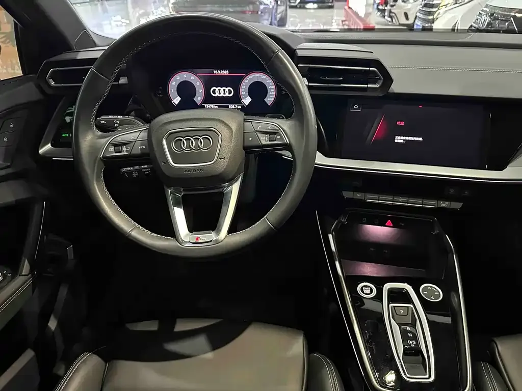 Audi A3 — фото 3