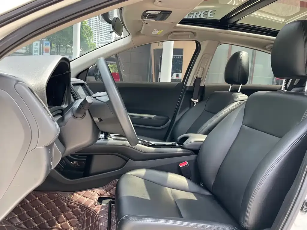 Honda Vezel 2023 из CN, фото 4