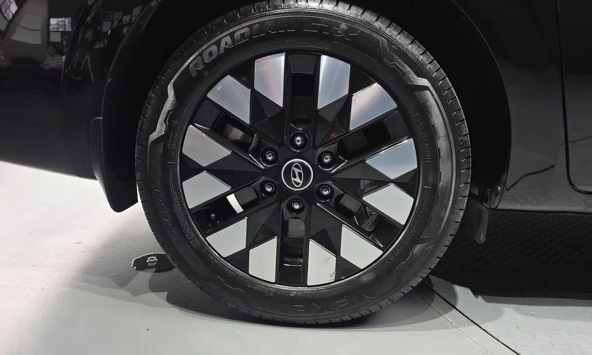 Hyundai Staria 2025 из KR, фото 10