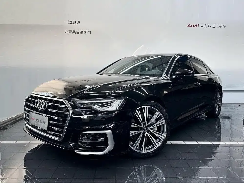 Audi A6L — фото 1