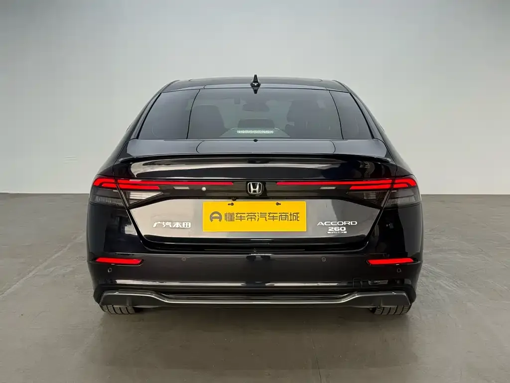 Honda Accord — фото 4