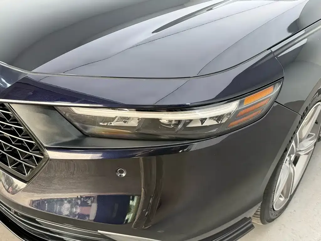 Honda Accord — фото 7