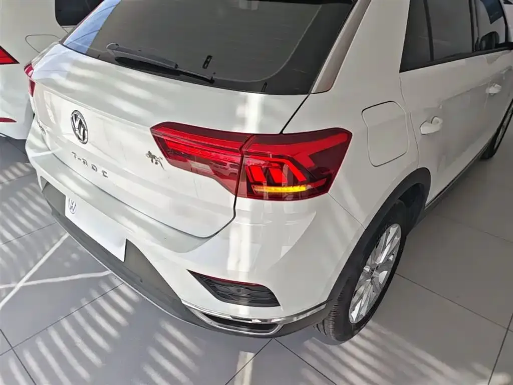 Volkswagen T-Roc 2021 из CN, фото 6