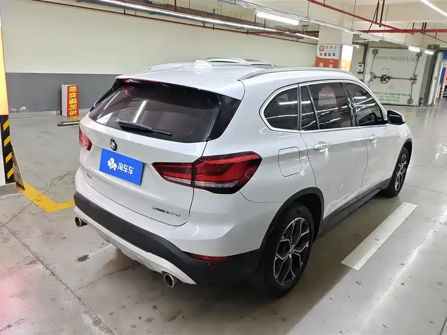 BMW X1 2021 из CN, фото 10