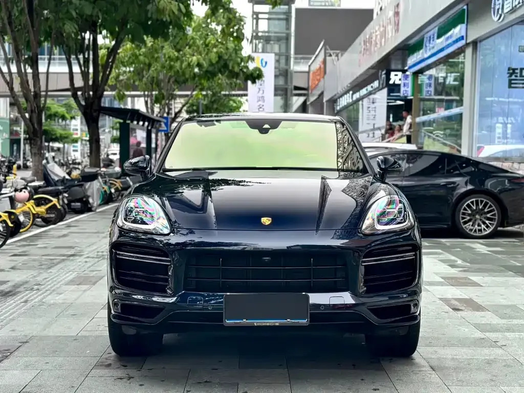 Porsche Cayenne — фото 2