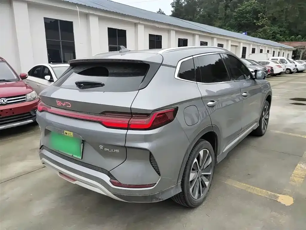 BYD PLUS New Energy — фото 4