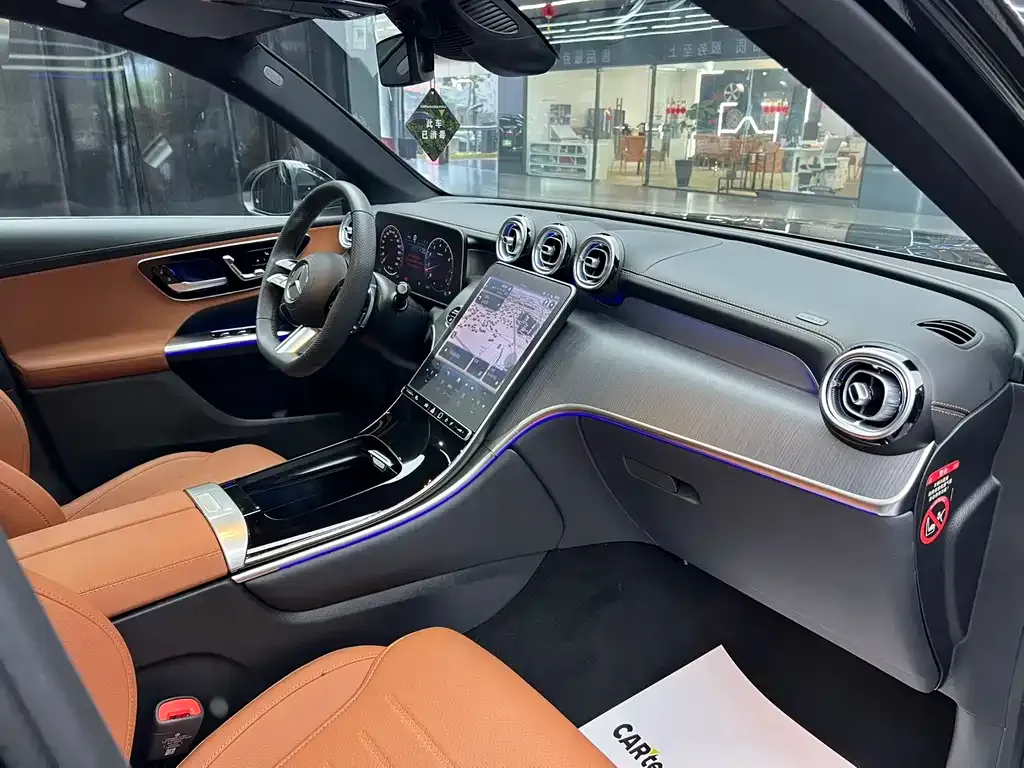Mercedes-Benz GLC — фото 2