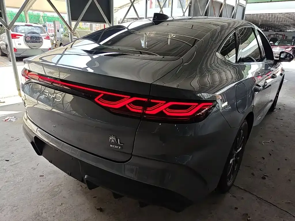 BYD Qin L — фото 2
