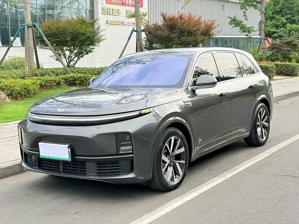 Li Auto L7