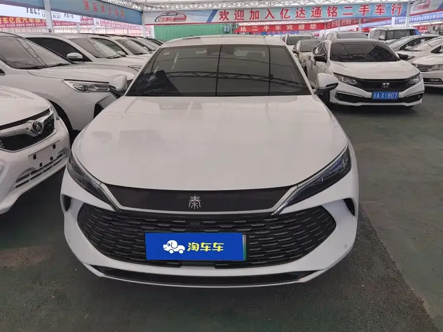 BYD Qin L — фото 8