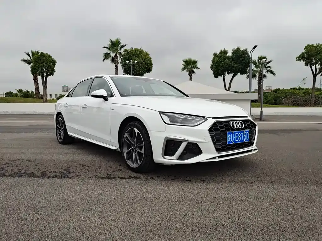 Audi A4L 2024 из CN, фото 6