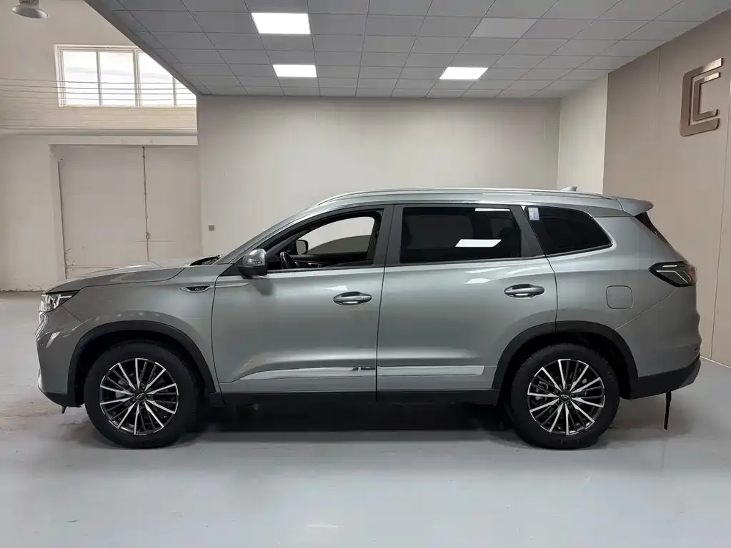 Chery Tiggo 8 PLUS — фото 7