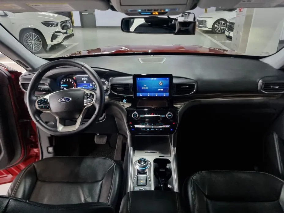 Ford Explorer 2021 из KR, фото 2