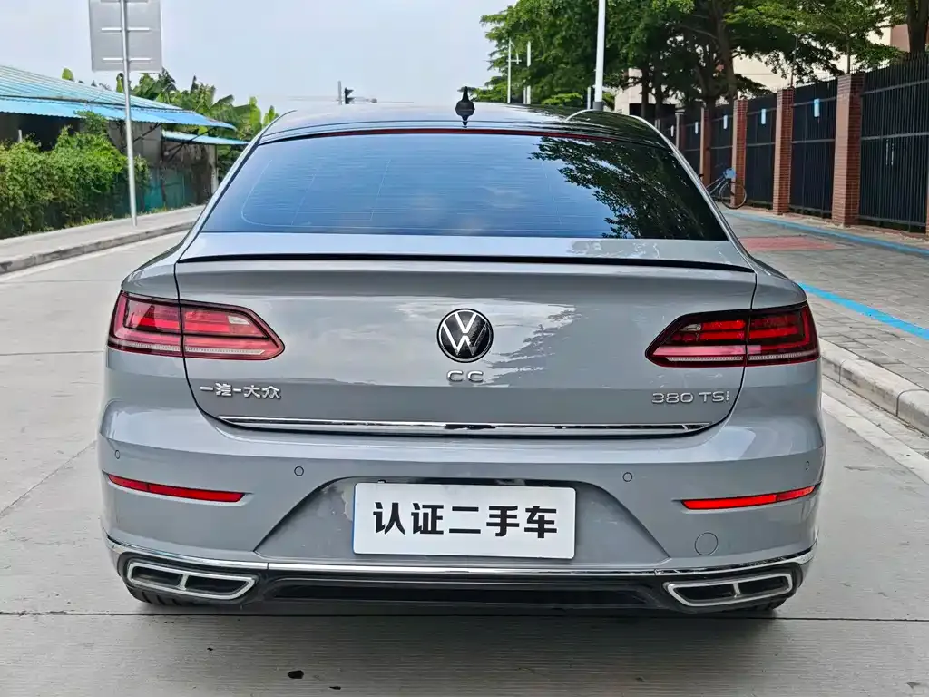 Volkswagen CC 2023 из CN, фото 8