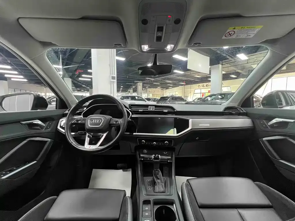 Audi Q3 Sportback 2023 из CN, фото 10
