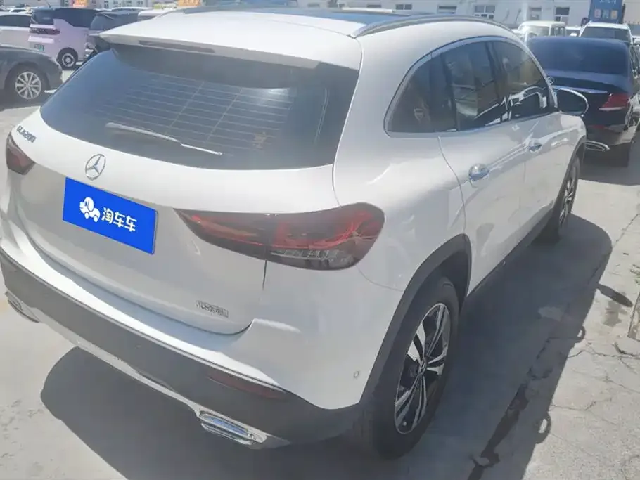 Mercedes-Benz GLA — фото 9