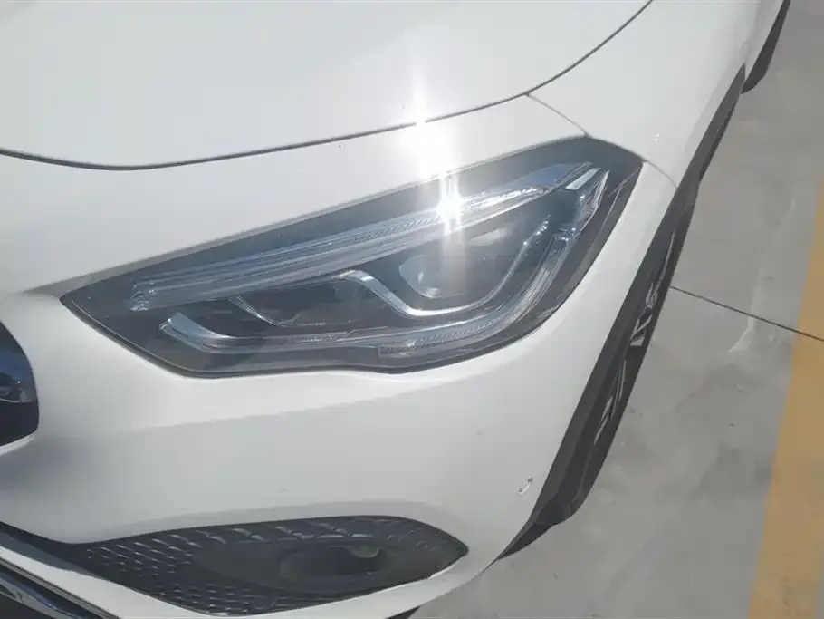 Mercedes-Benz GLA — фото 6