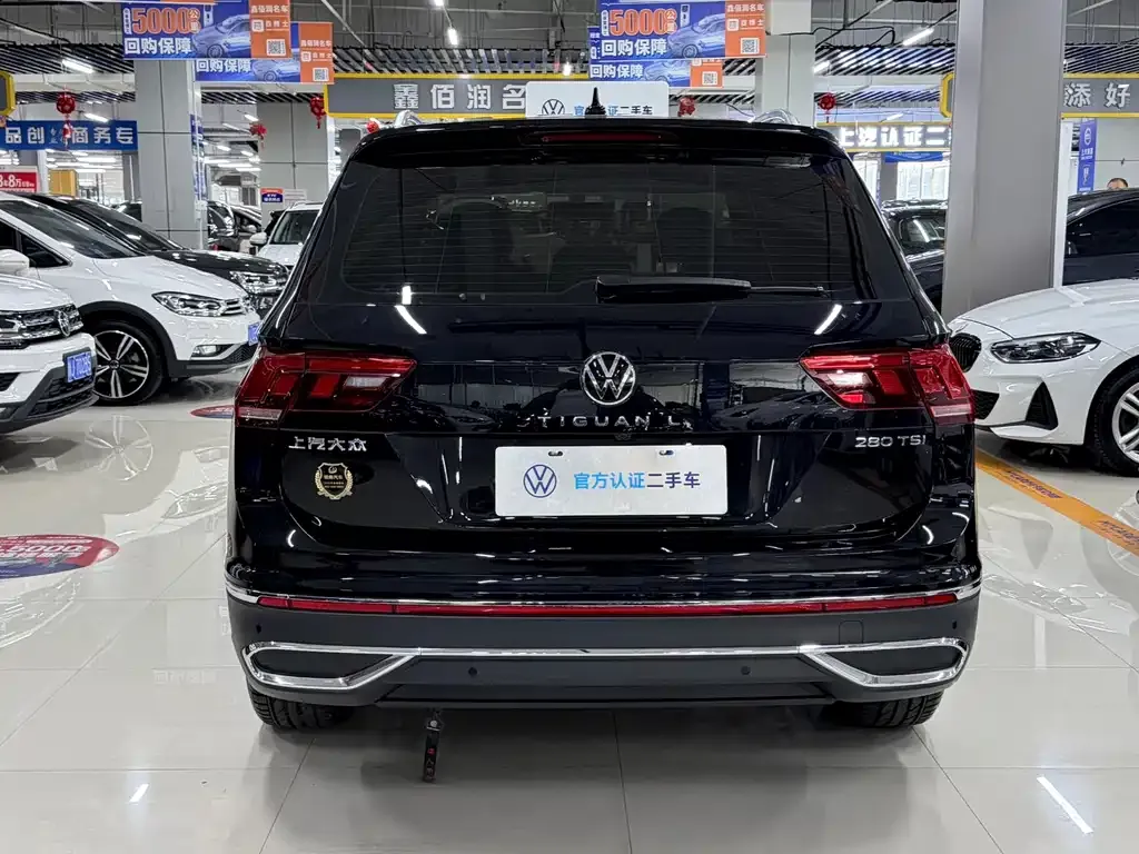 Volkswagen Tiguan L — фото 4