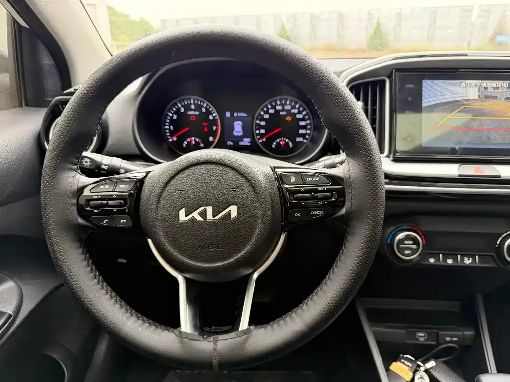 Kia KX1 — фото 2
