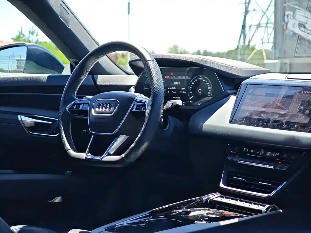 Audi e-tron GT 2024 из CN, фото 7
