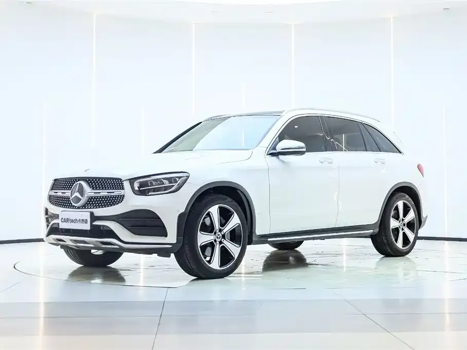 Mercedes-Benz GLC — фото 1