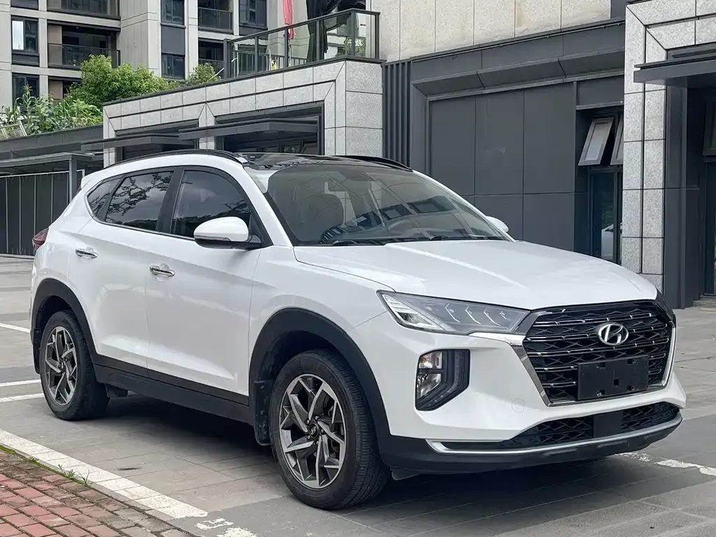 Hyundai Tucson — фото 3