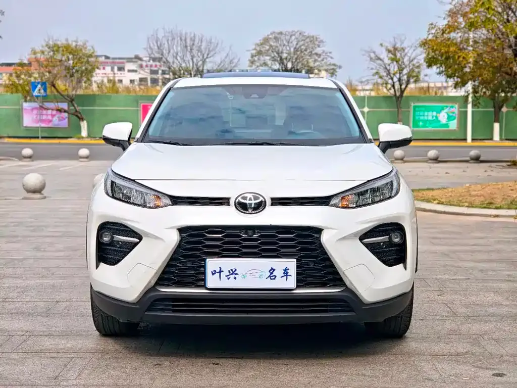 Toyota Wildlander — фото 6