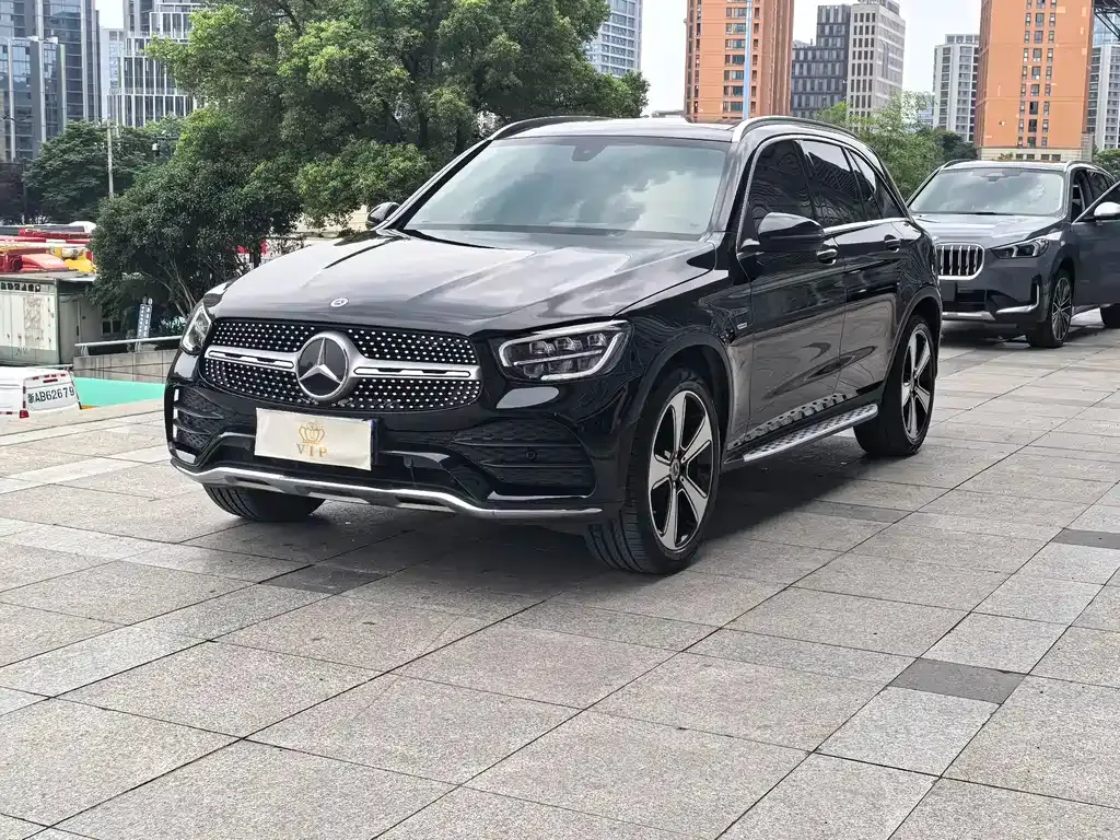 Mercedes-Benz GLC — фото 1