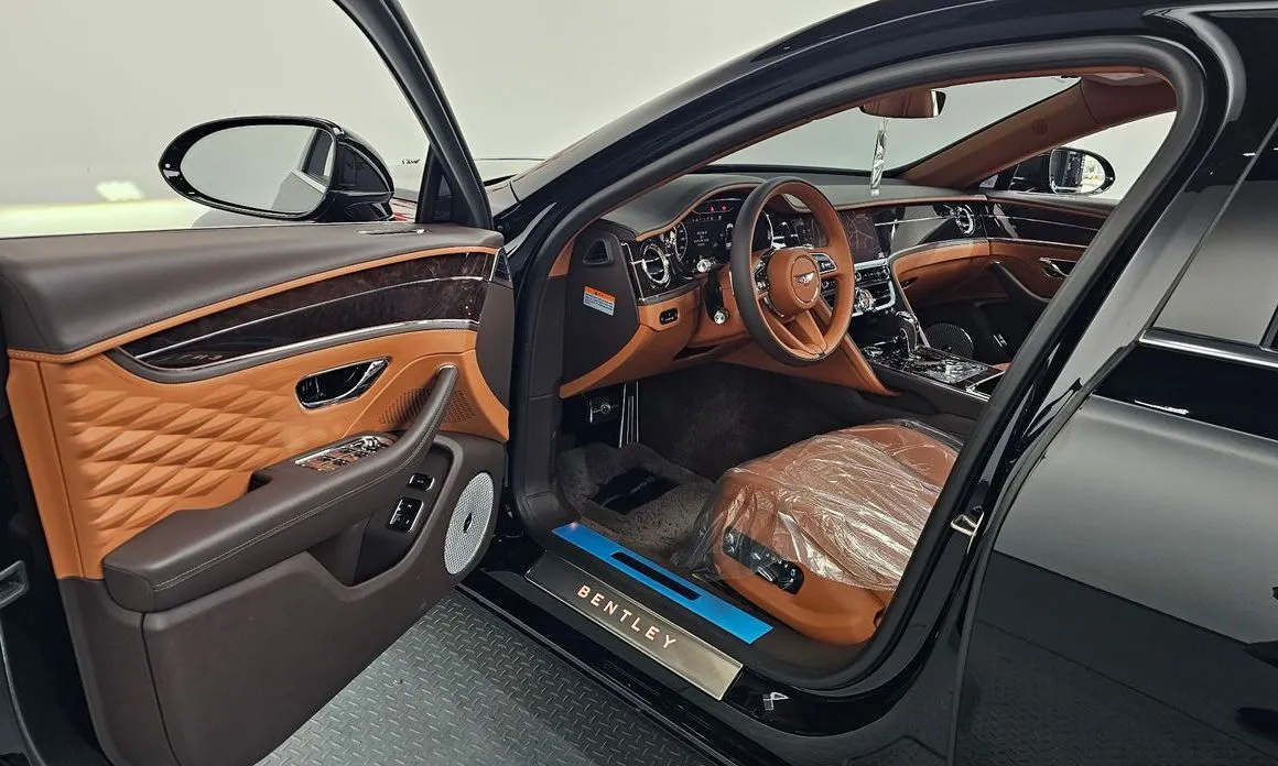 Bentley Flying Spur 2022 из KR, фото 4