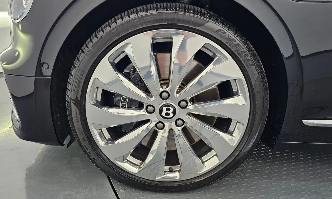 Bentley Flying Spur 2022 из KR, фото 8