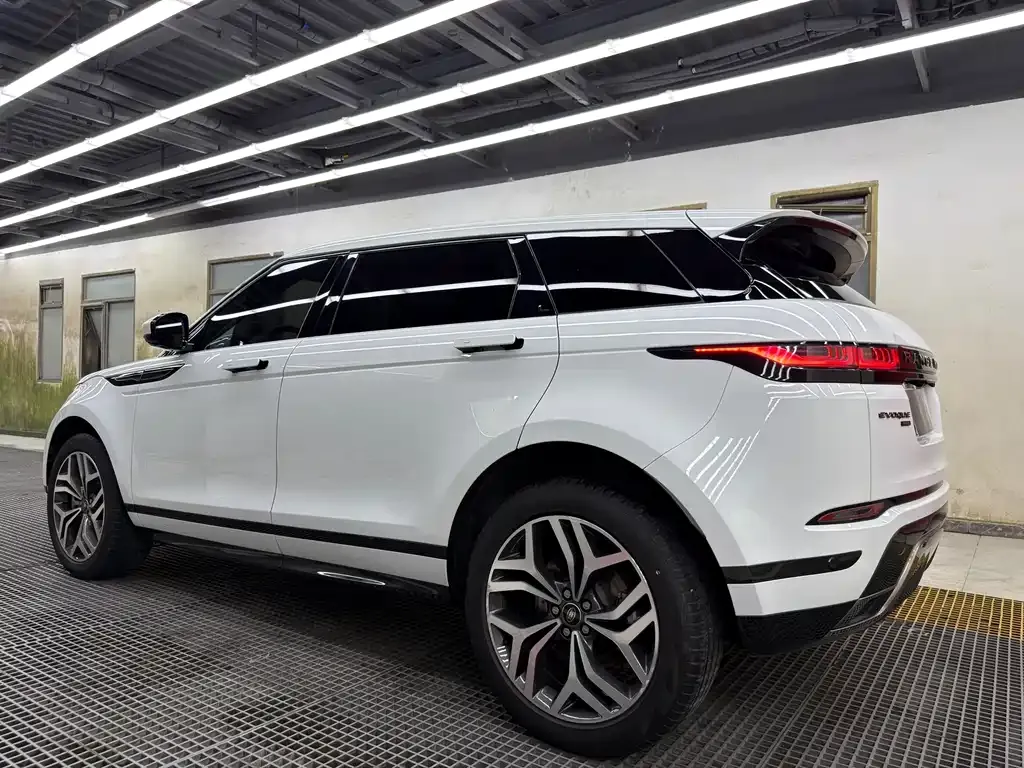 Land Rover Evoque — фото 4