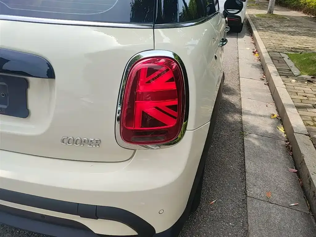 MINI Cooper (3-door) — фото 10