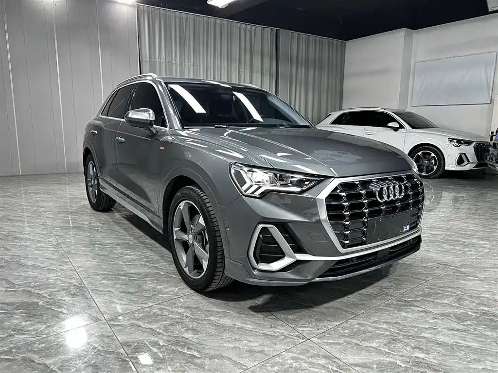 Audi Q3 — фото 9