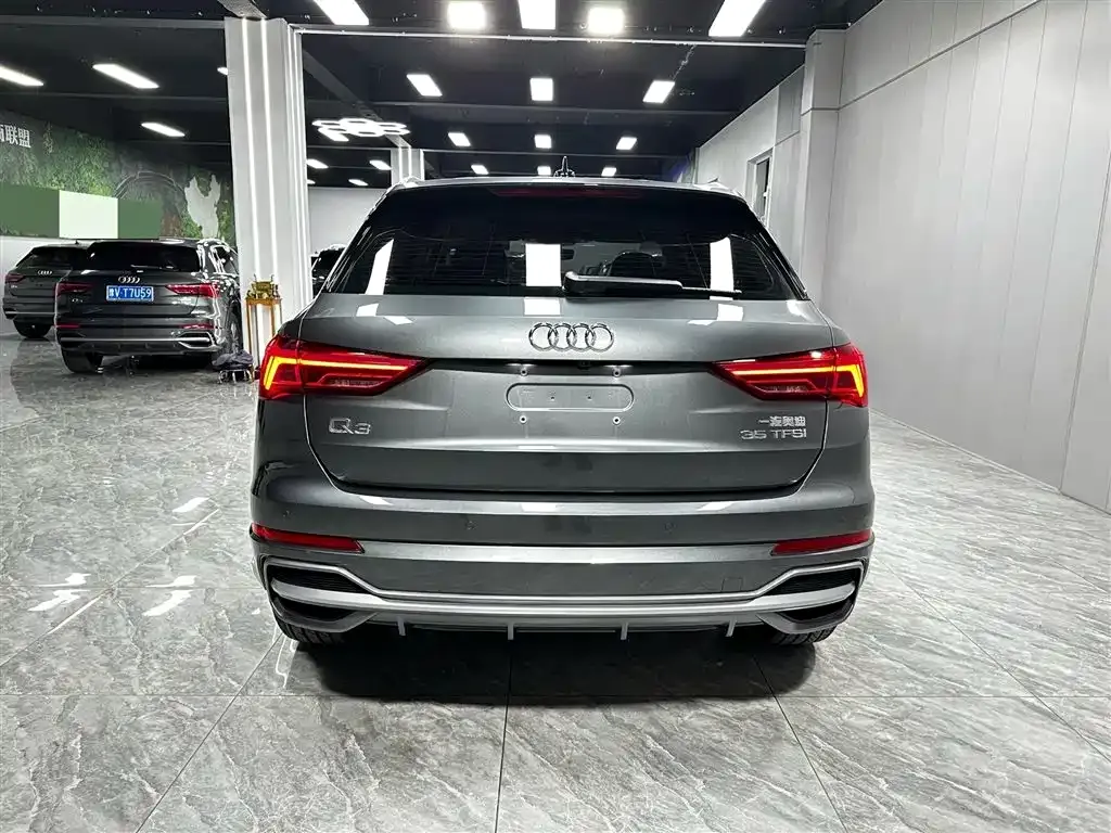 Audi Q3 — фото 6