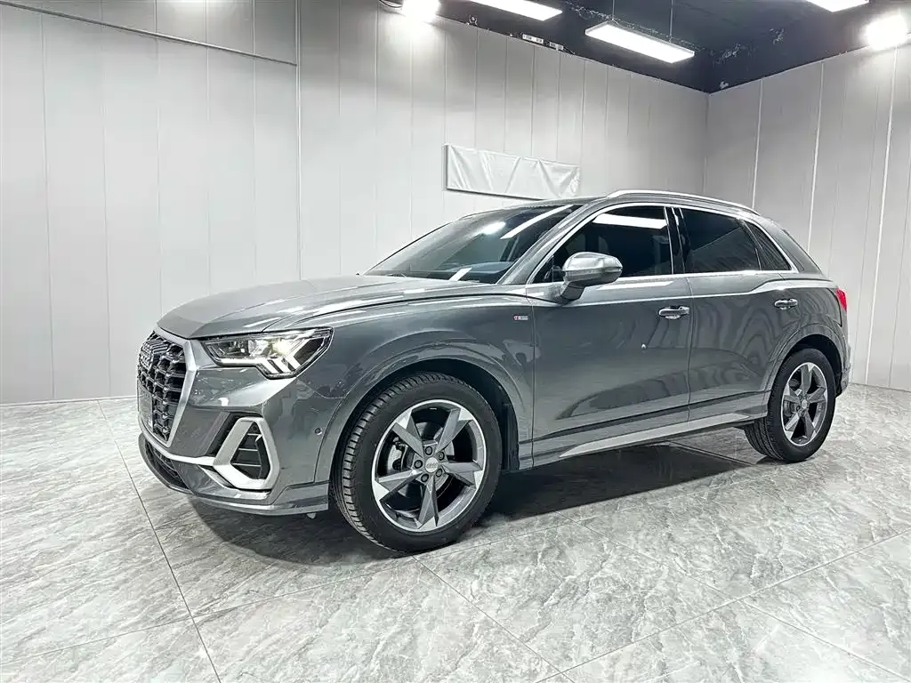 Audi Q3 — фото 7