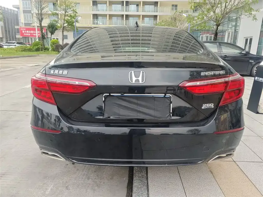 Honda Inspire — фото 8