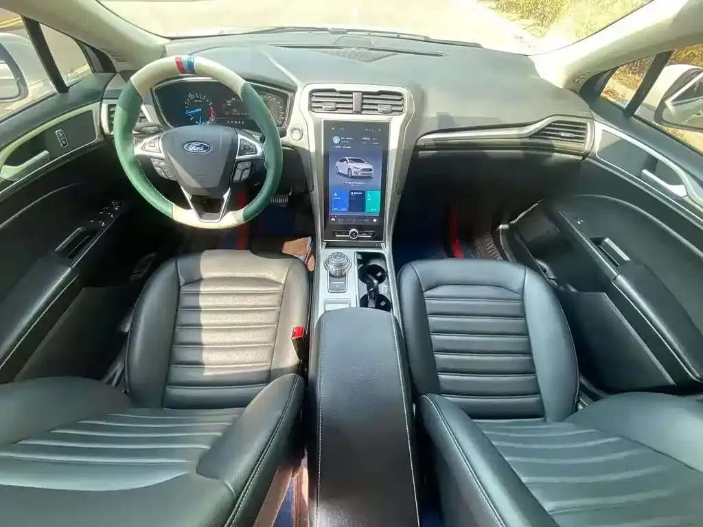 Ford Mondeo 2021 из CN, фото 4