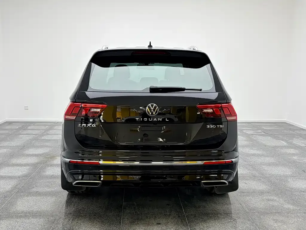 Volkswagen Tiguan L — фото 7