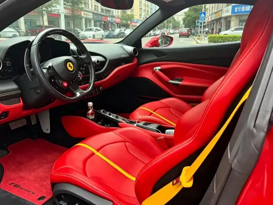 Ferrari F8 — фото 4